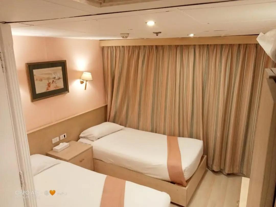 Nile cruises from Luxor to Aswan