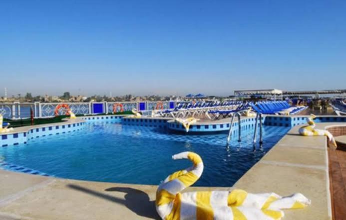Nile cruises from Luxor to Aswan