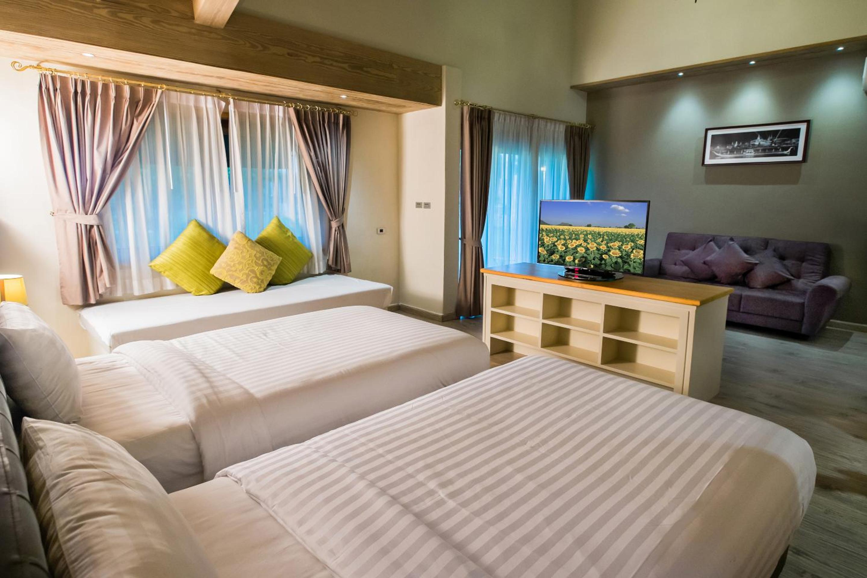 Mela Garden Retreat Cottage