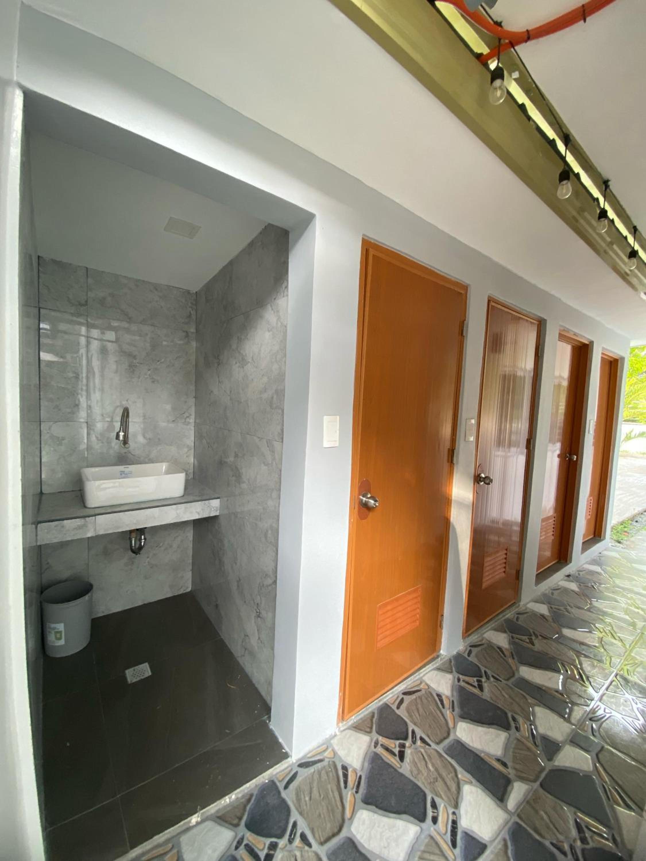 Casa D' Hiyas Whole House Homestay in Panglao view 5