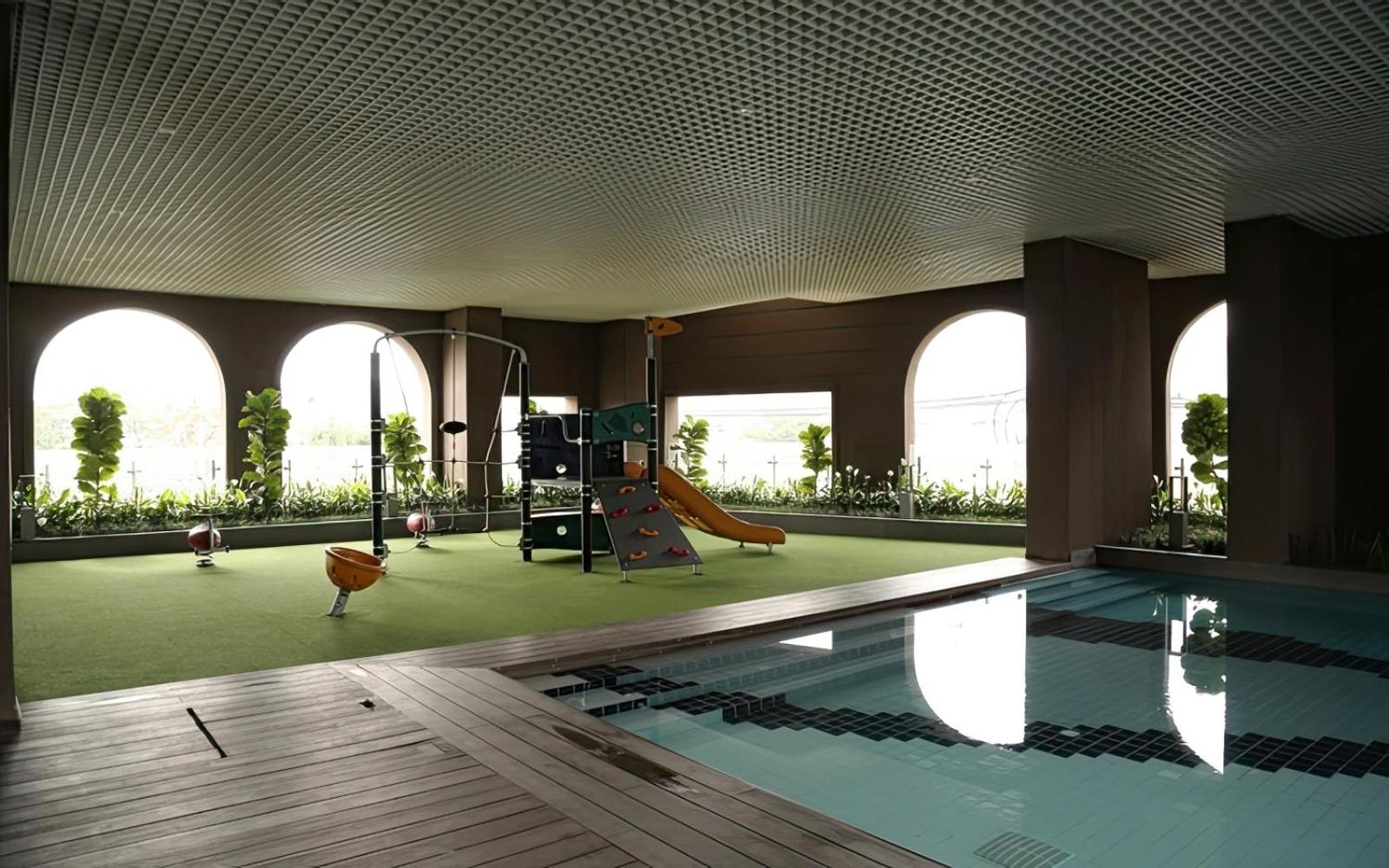 Modern Apartment - Garden Gate