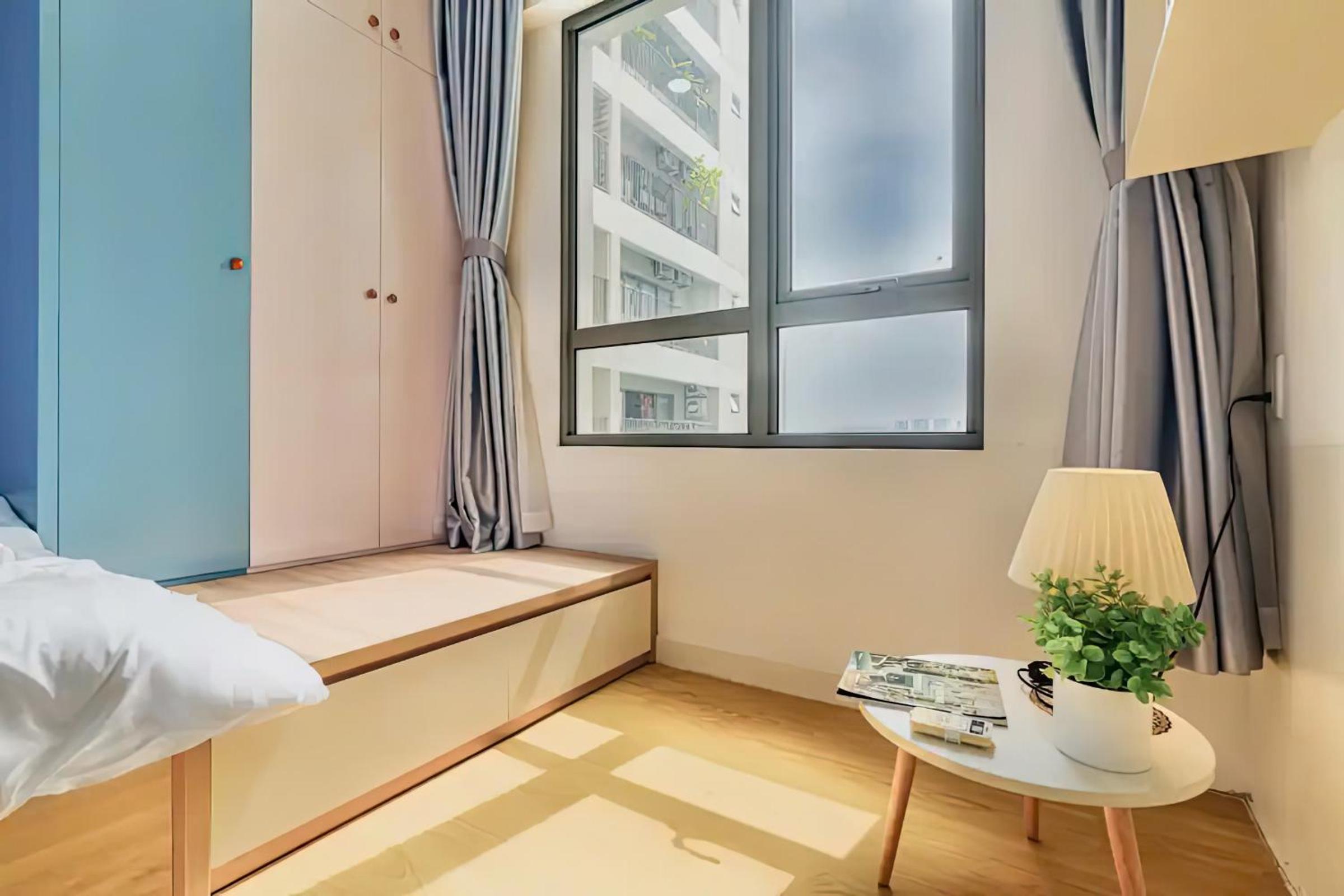 Modern Apartment - Garden Gate
