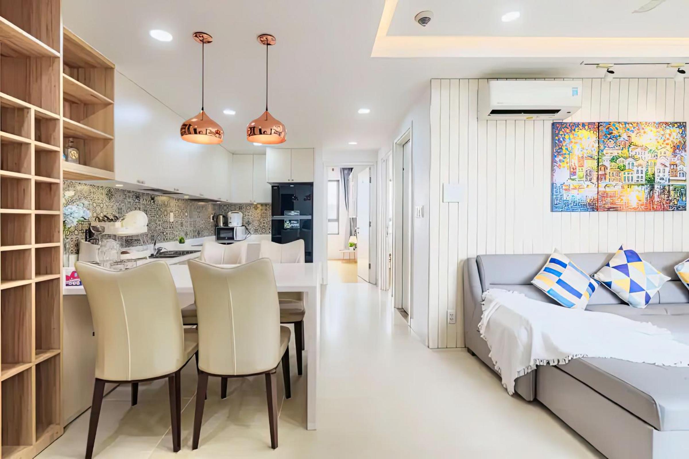 Modern Apartment - Garden Gate