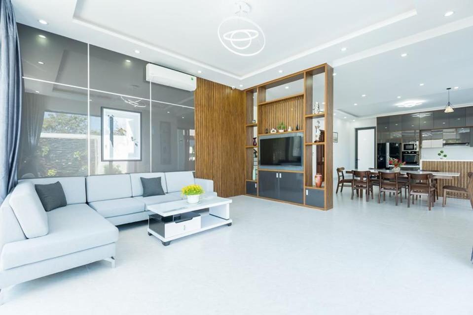 Villa 50M To Beach - Room Karaoke Free