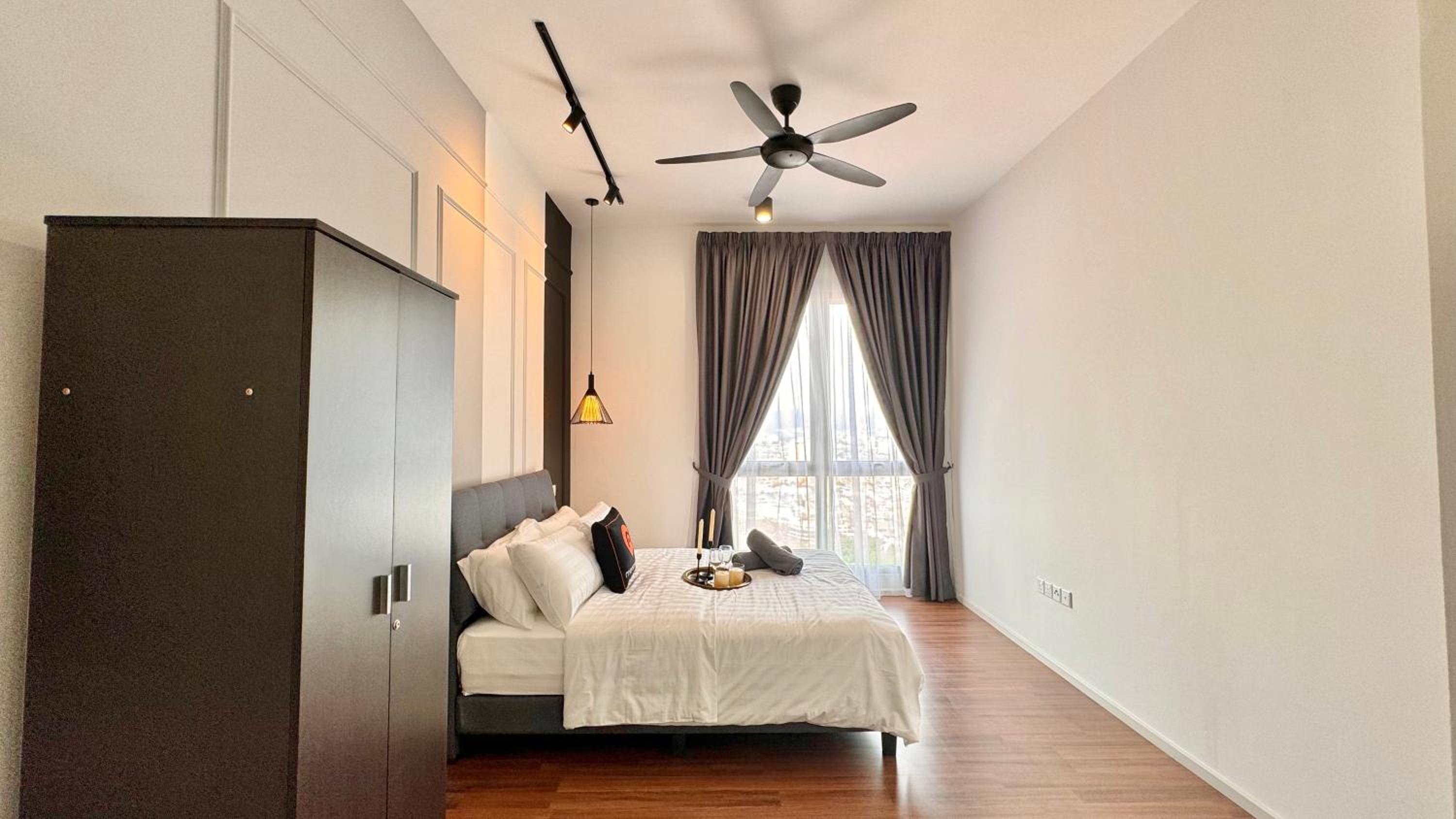 UNA Serviced Apartment by manatidur