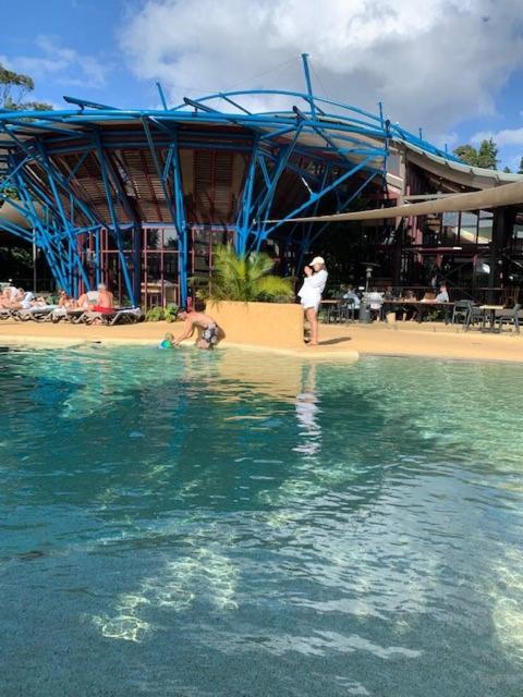 AVALON 5 STAR LUX 4 Bedroom home Kingfisher Bay Fraser Island 8 GUEST