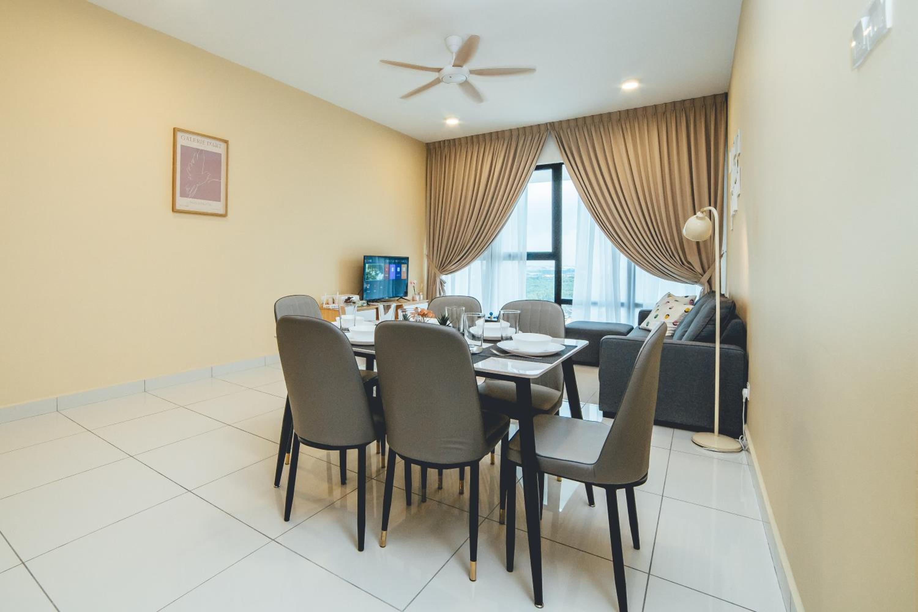 Mosaic Southkey Sandy Sweet 3BR 8pax by Our Stay
