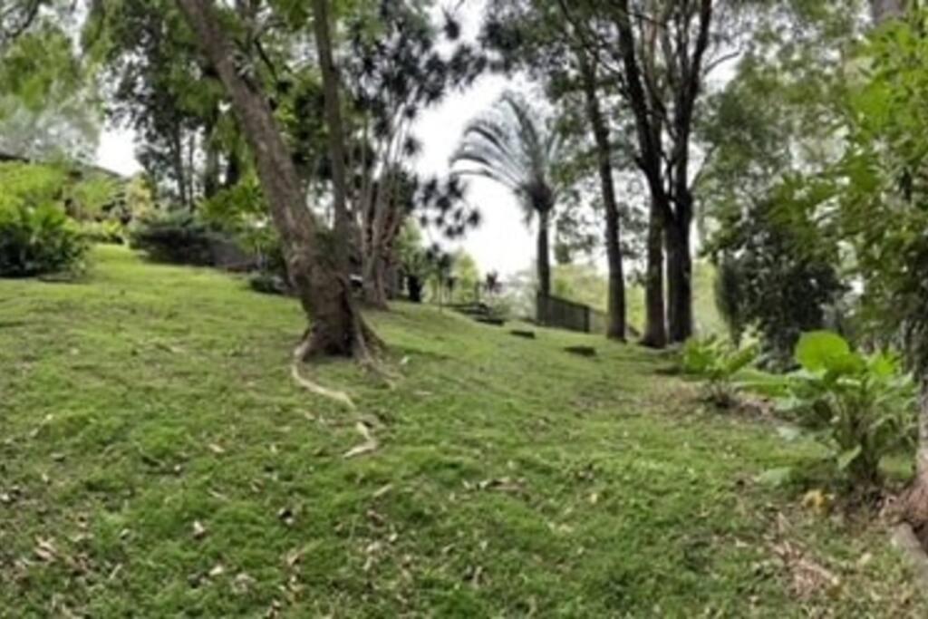 Currumbin Valley Retreat, Relax and Unwind