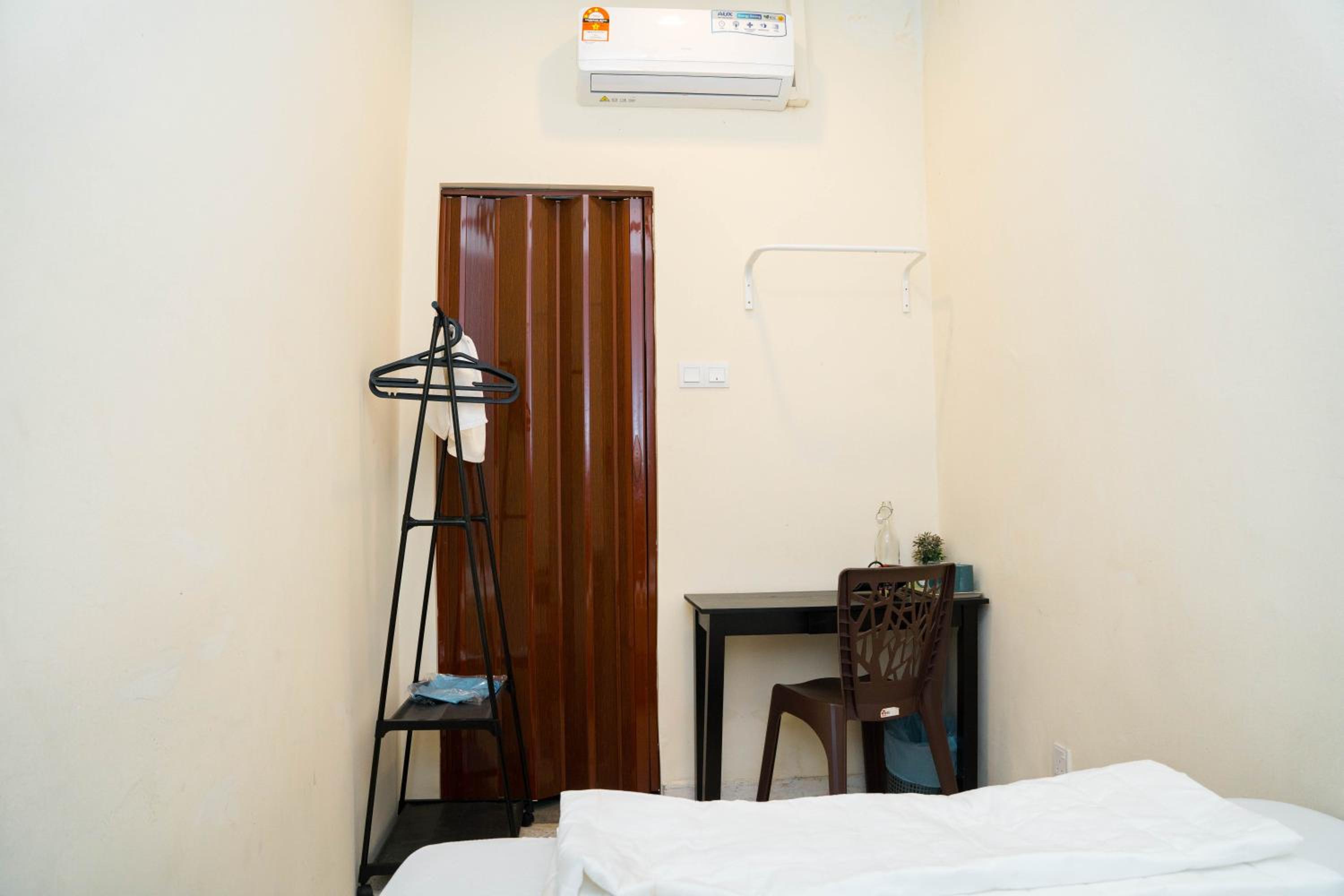 Homestay 5 minute walk to HUKM