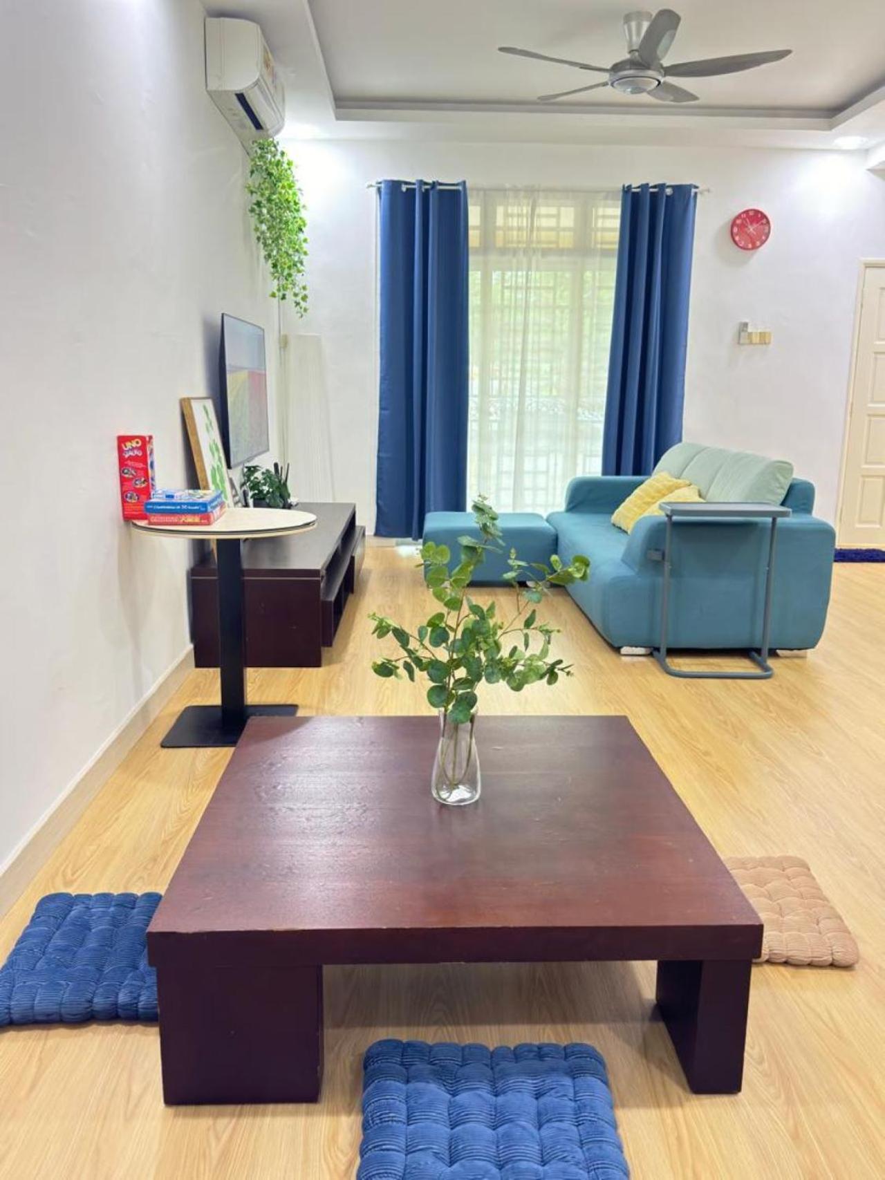 Mount Austin JB Homestay 3 beds Free 2-3 Car Parks