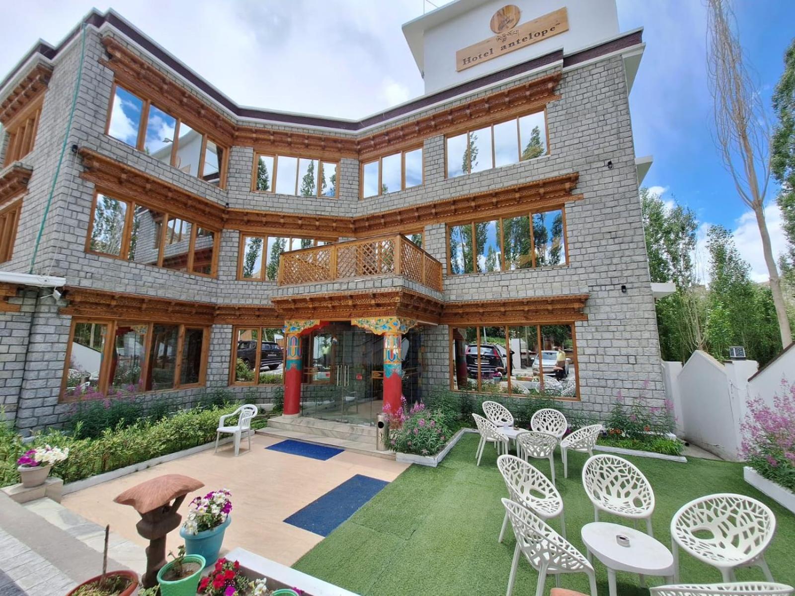 Hotel Antelope Ladakh by LexStays view 4
