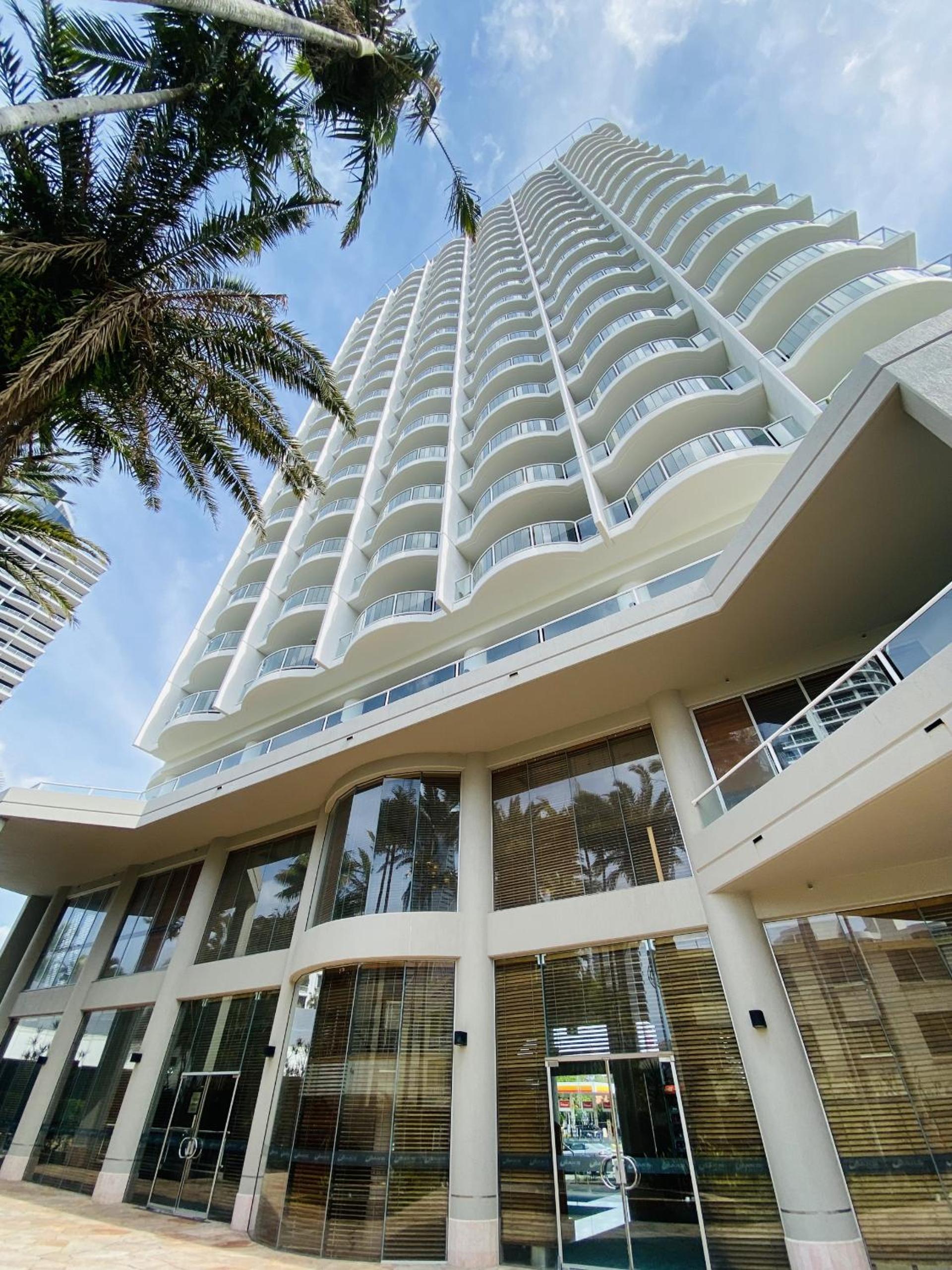 Hotel Room Ocean View Surfers Paradise