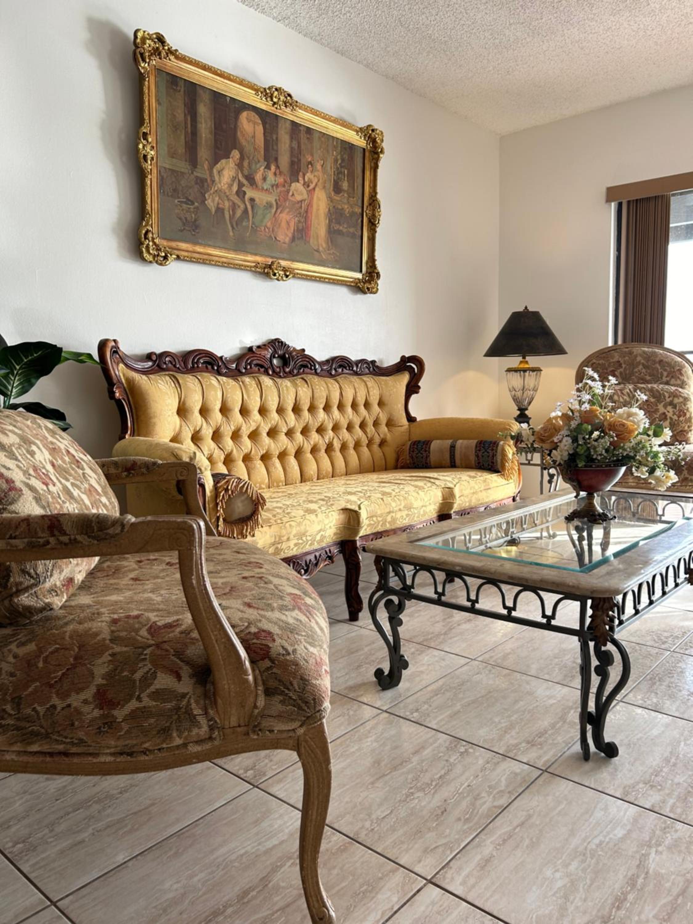 lounge