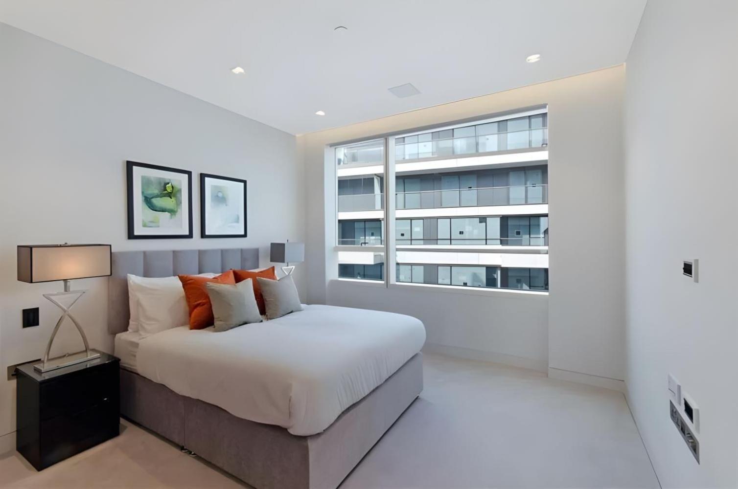 3 Million Pound Luxury Large Tower Bridge Direct Views Sleeps 6