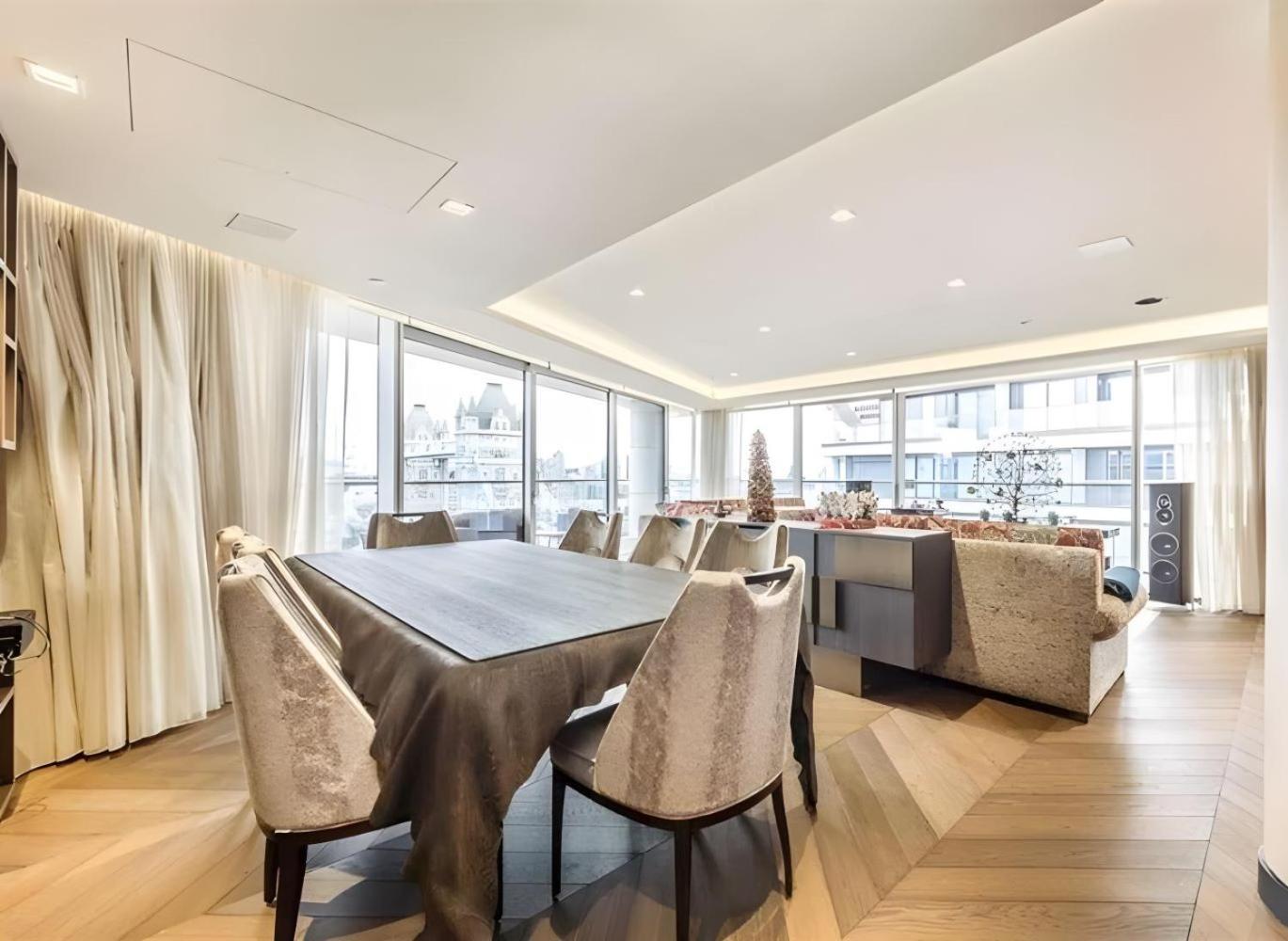 3 Million Pound Luxury Large Tower Bridge Direct Views Sleeps 6
