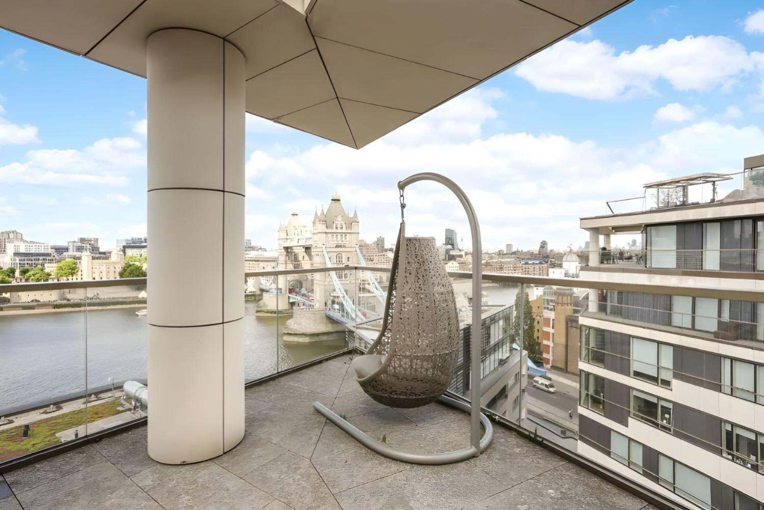 3 Million Pound Luxury Large Tower Bridge Direct Views Sleeps 6