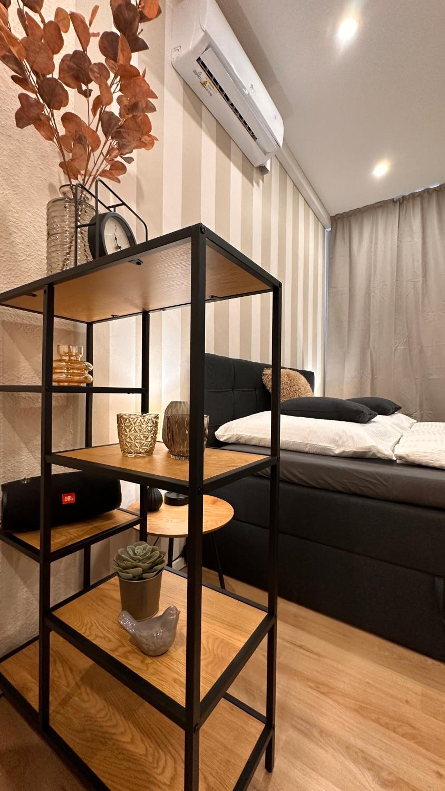 Bellahomes, Aircondition, private Parking, Netflix, Airport 30 Minuten