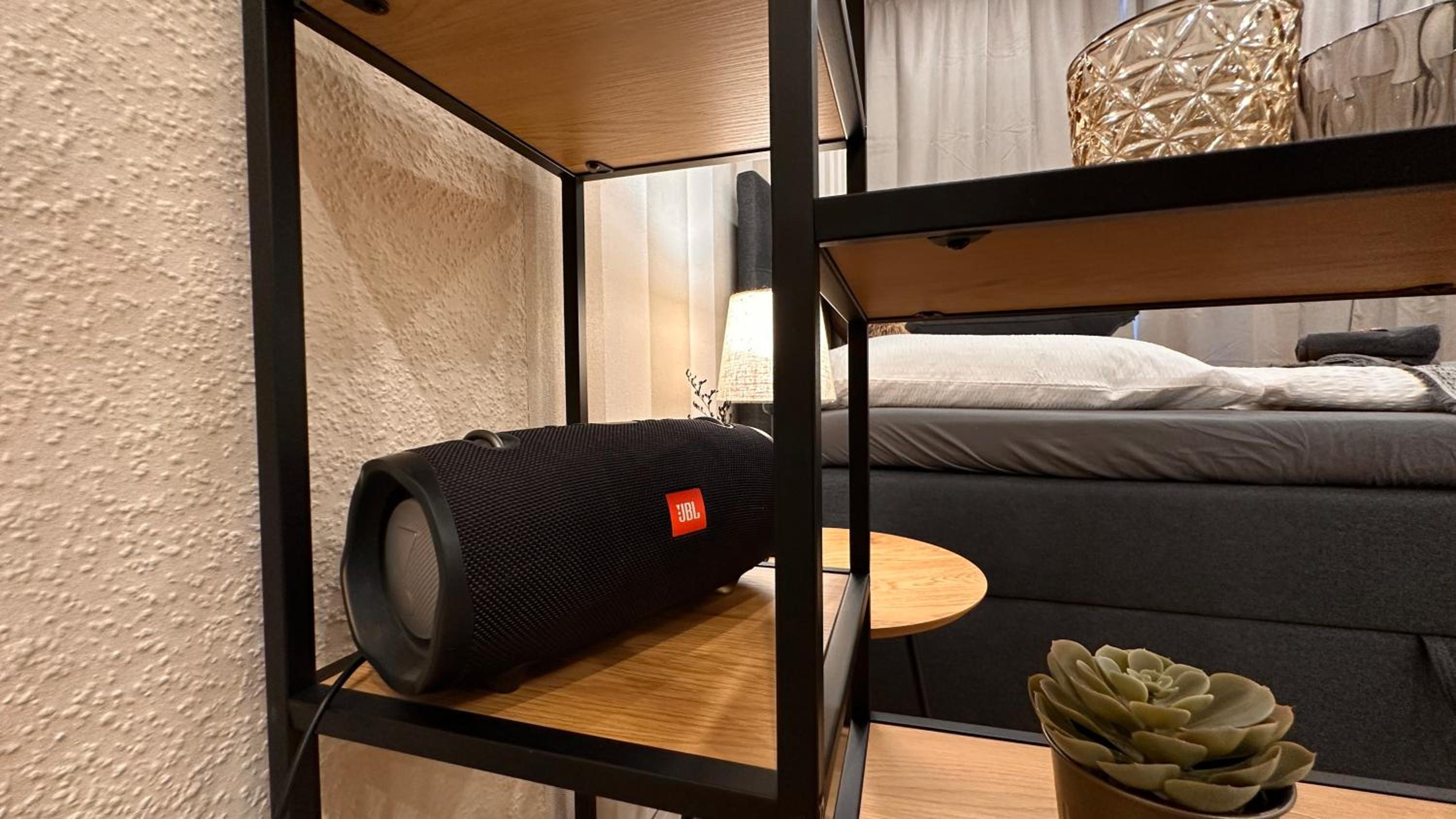 Bellahomes, Aircondition, private Parking, Netflix, Airport 30 Minuten