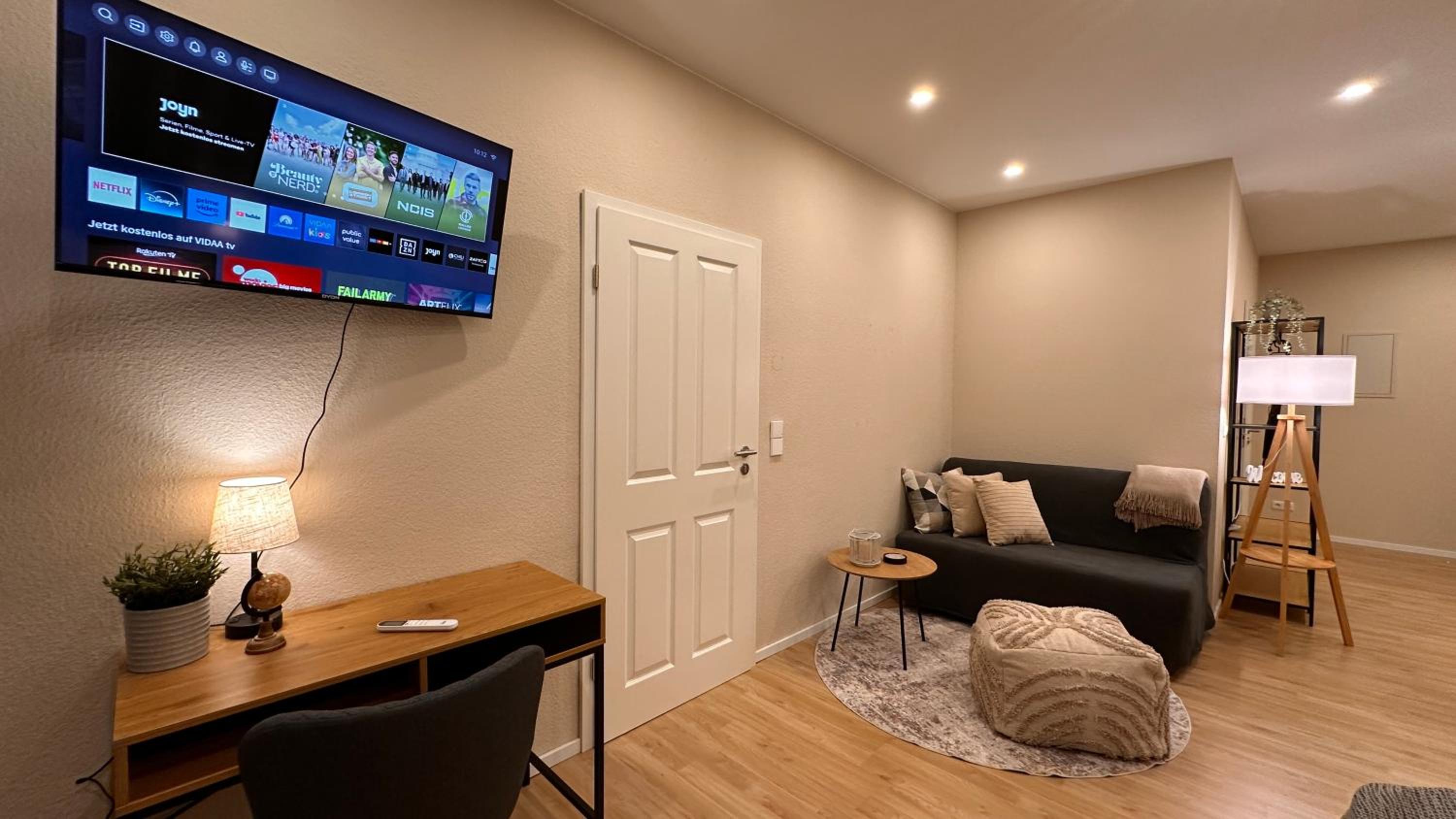 Bellahomes, Aircondition, private Parking, Netflix, Airport 30 Minuten