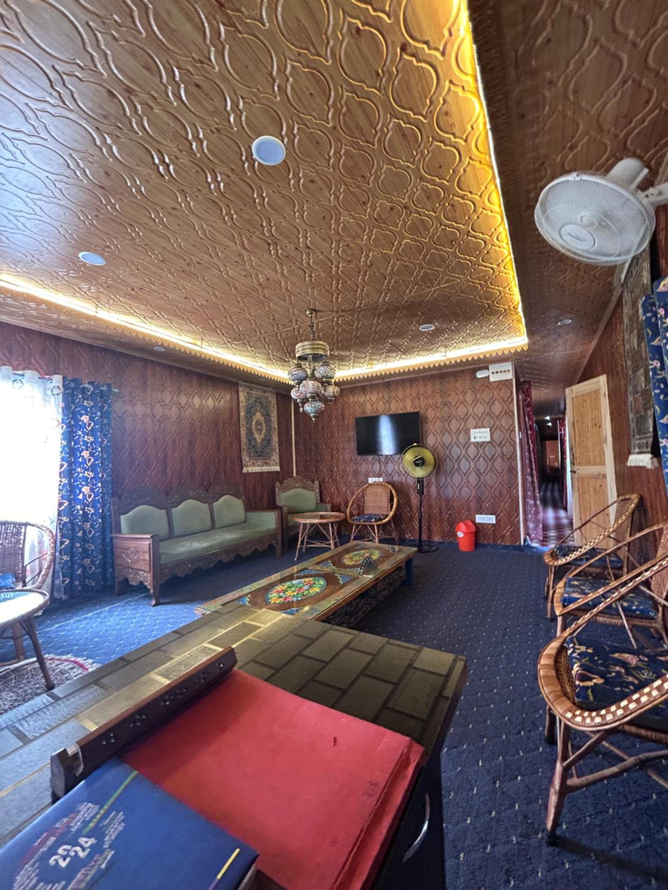 lounge