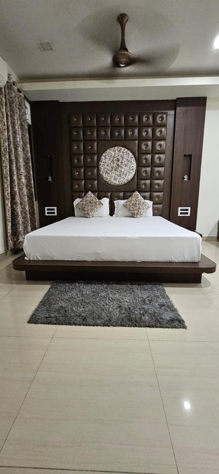 TheJewelHotel