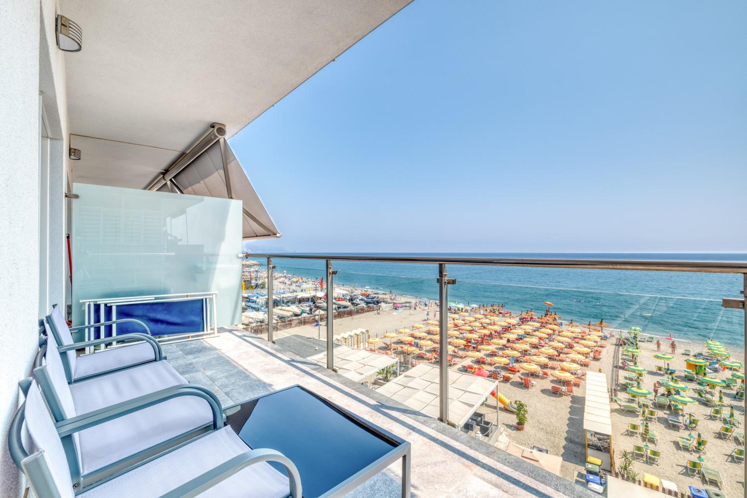 Lanterne Luxury Apartments