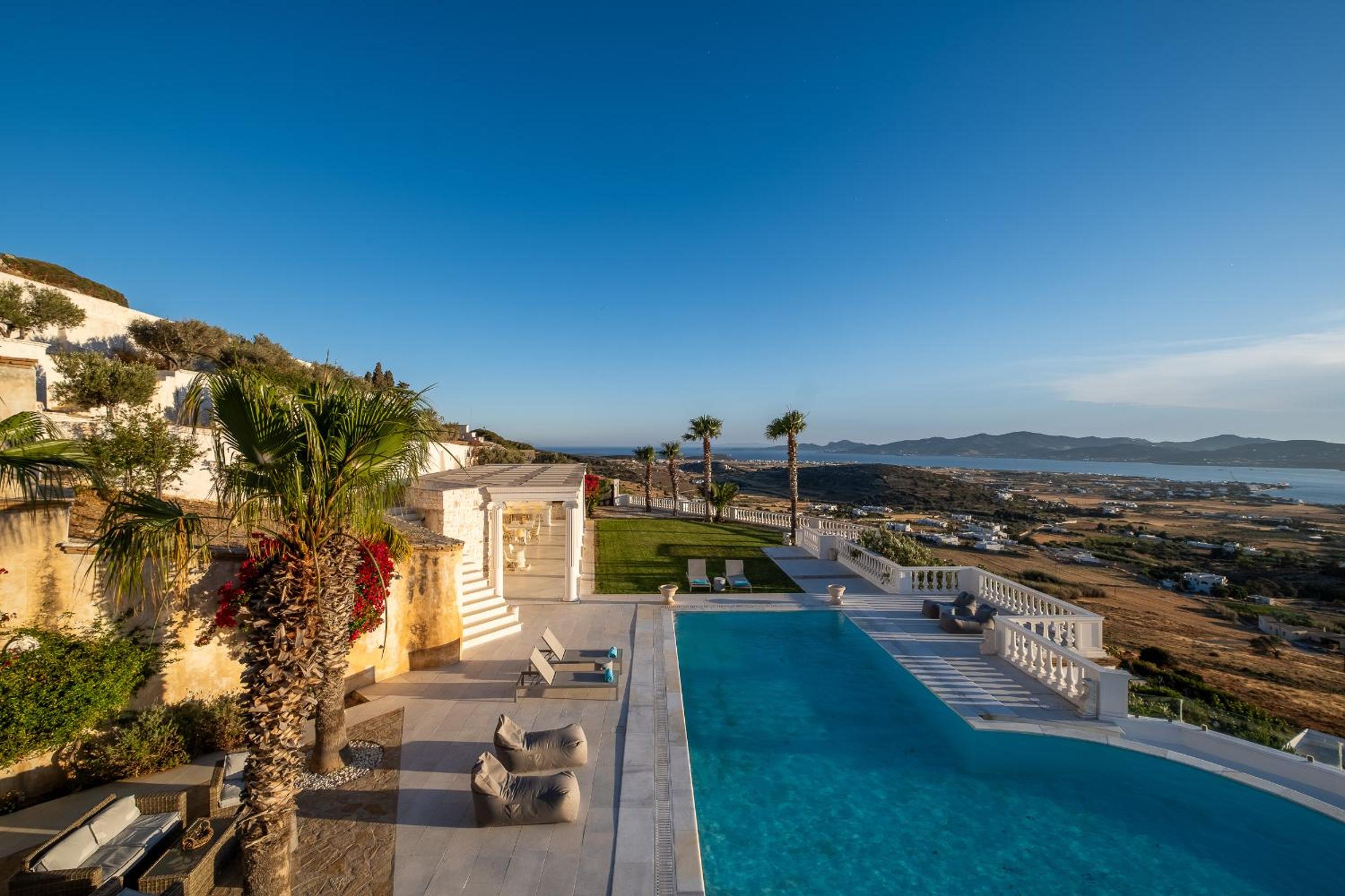 Luxury Villa Aethra -Island Living Paros-