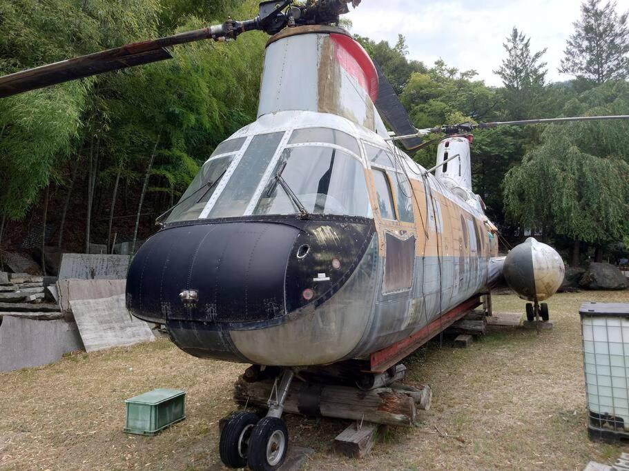 Boku Villa F104 Starfighter view 5