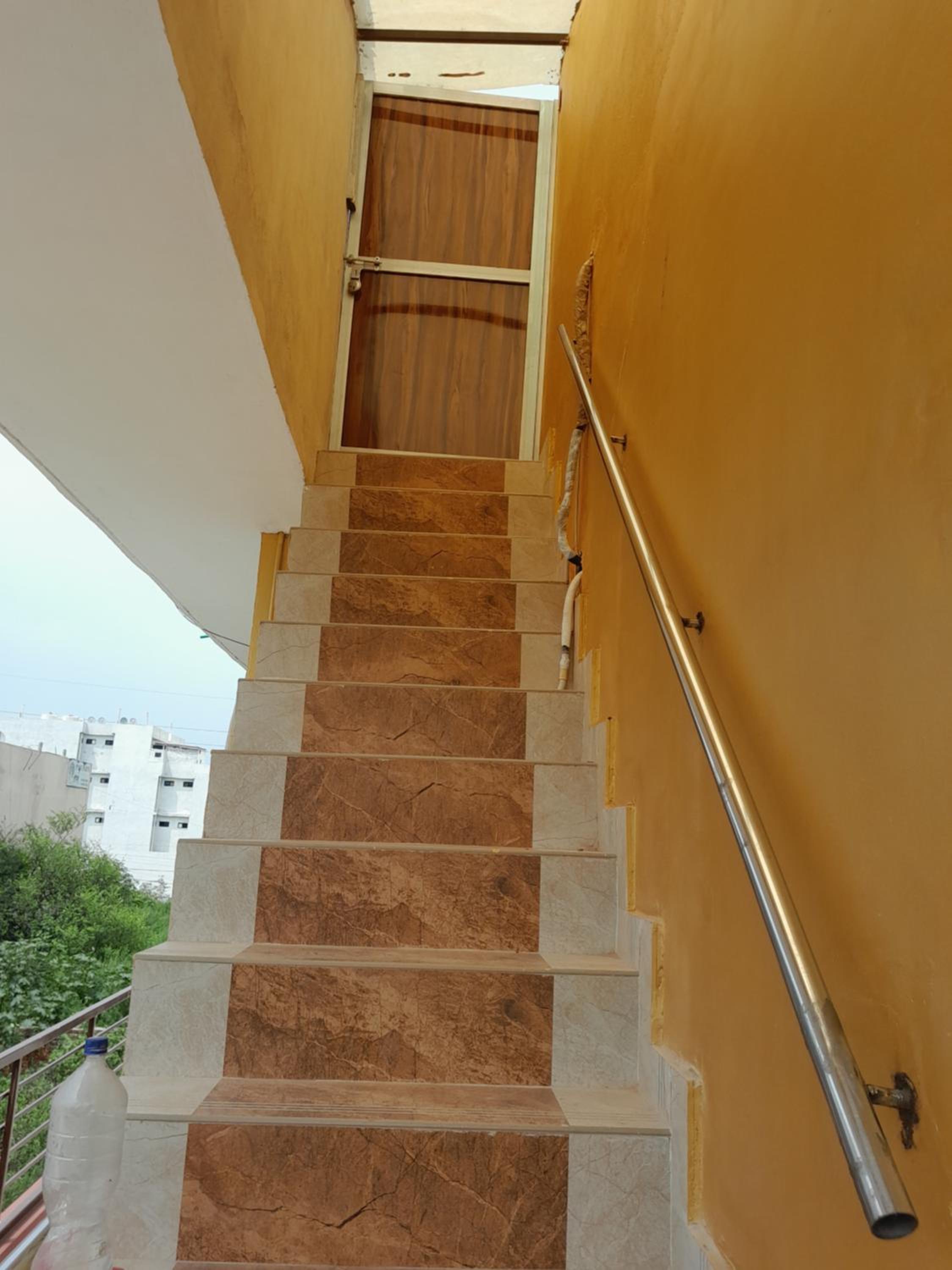 RAJ APARTMENTs