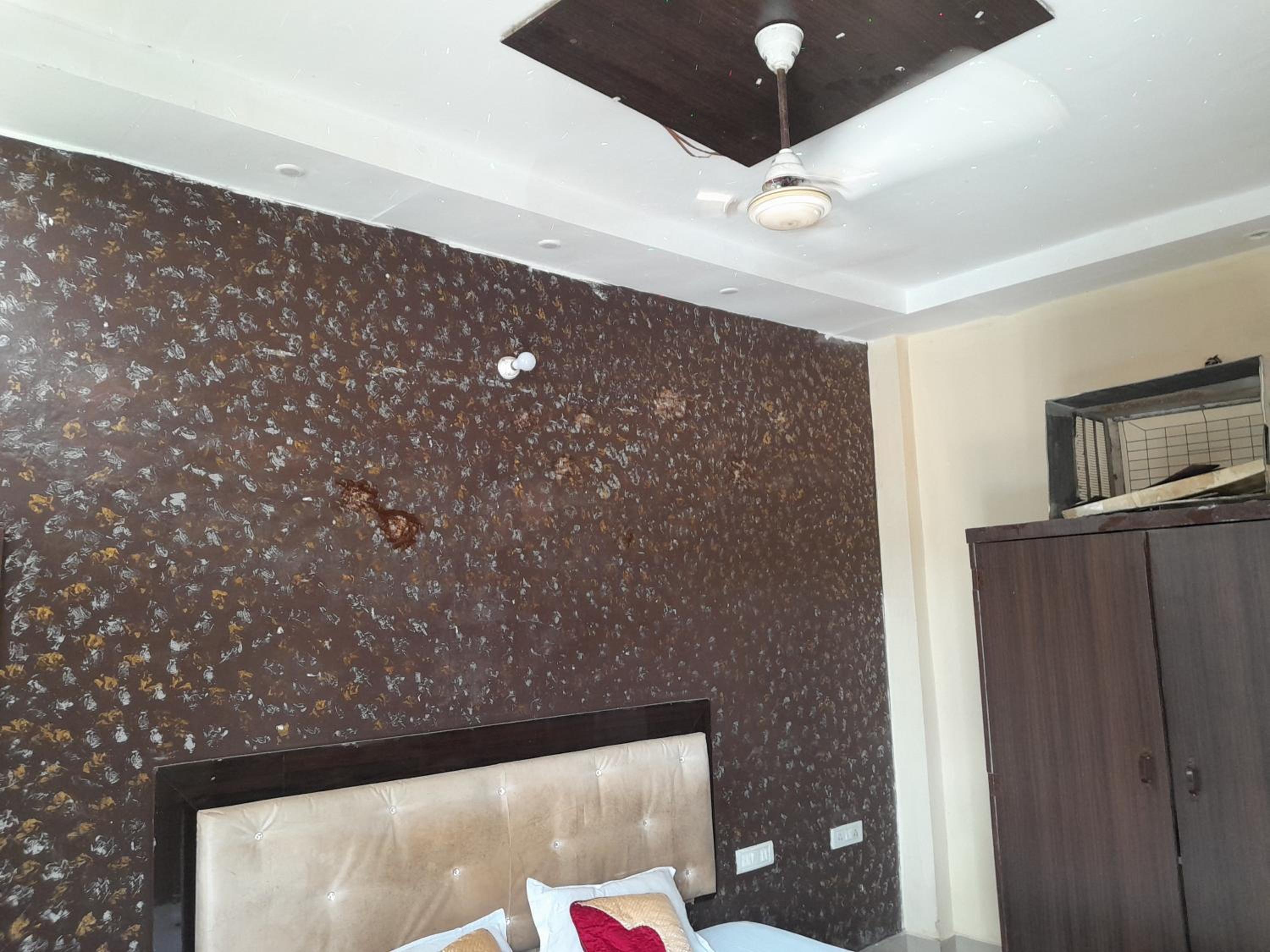 RAJ APARTMENTs