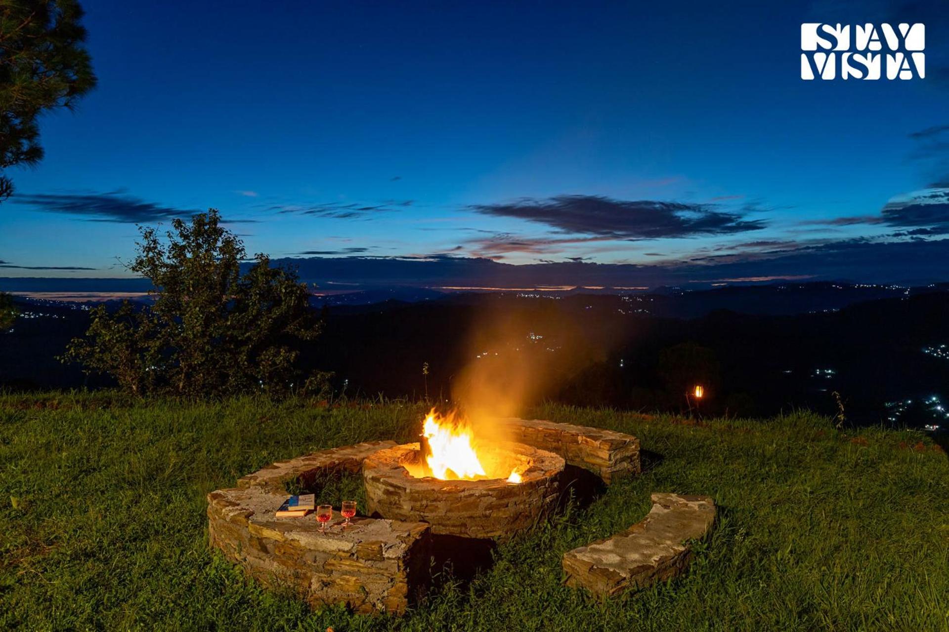 StayVista at Offgrid Ginai - Pet Friendly, Bonfire & Mountain View view 3