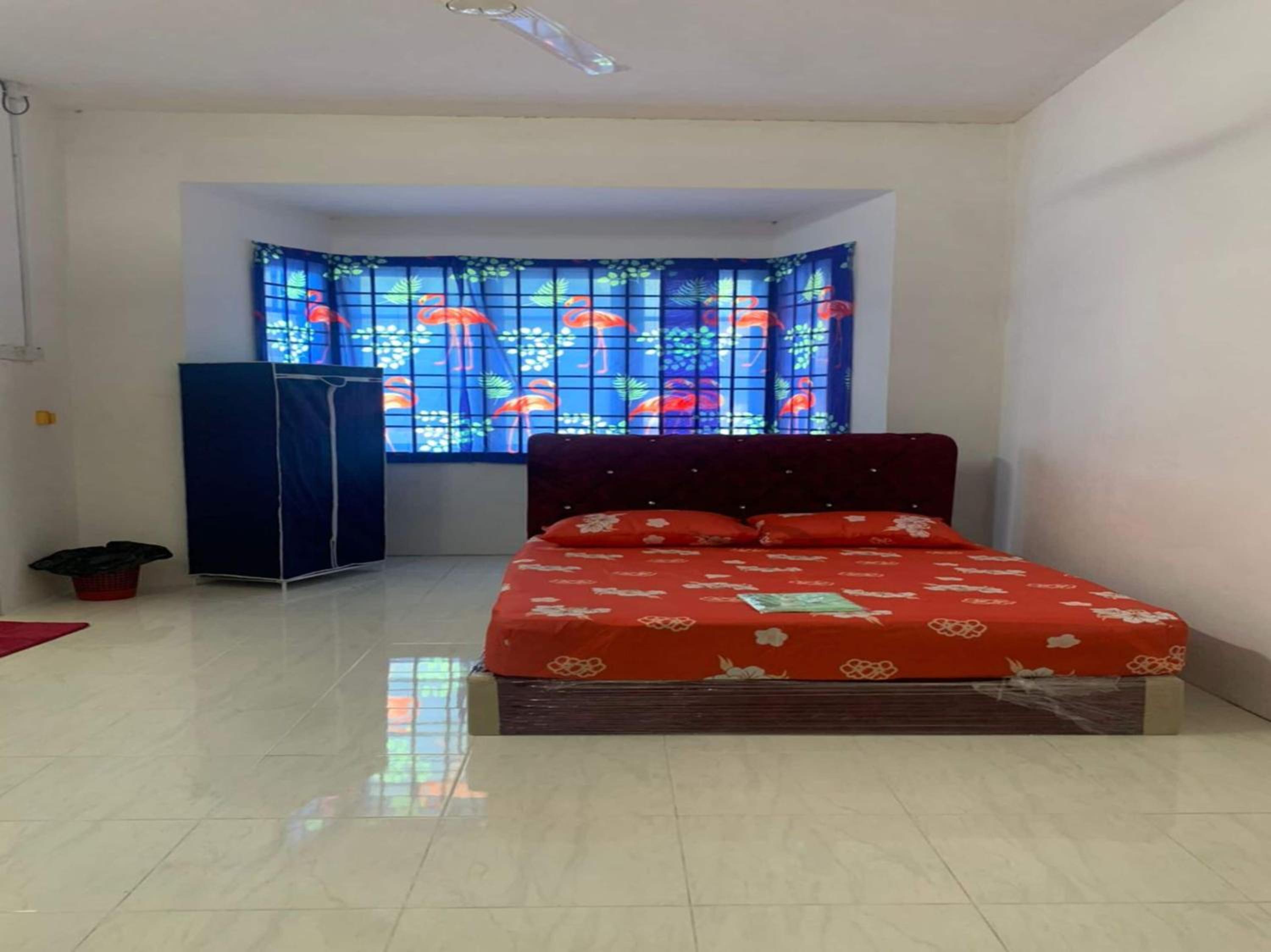 Hotel O Hifi Rooms