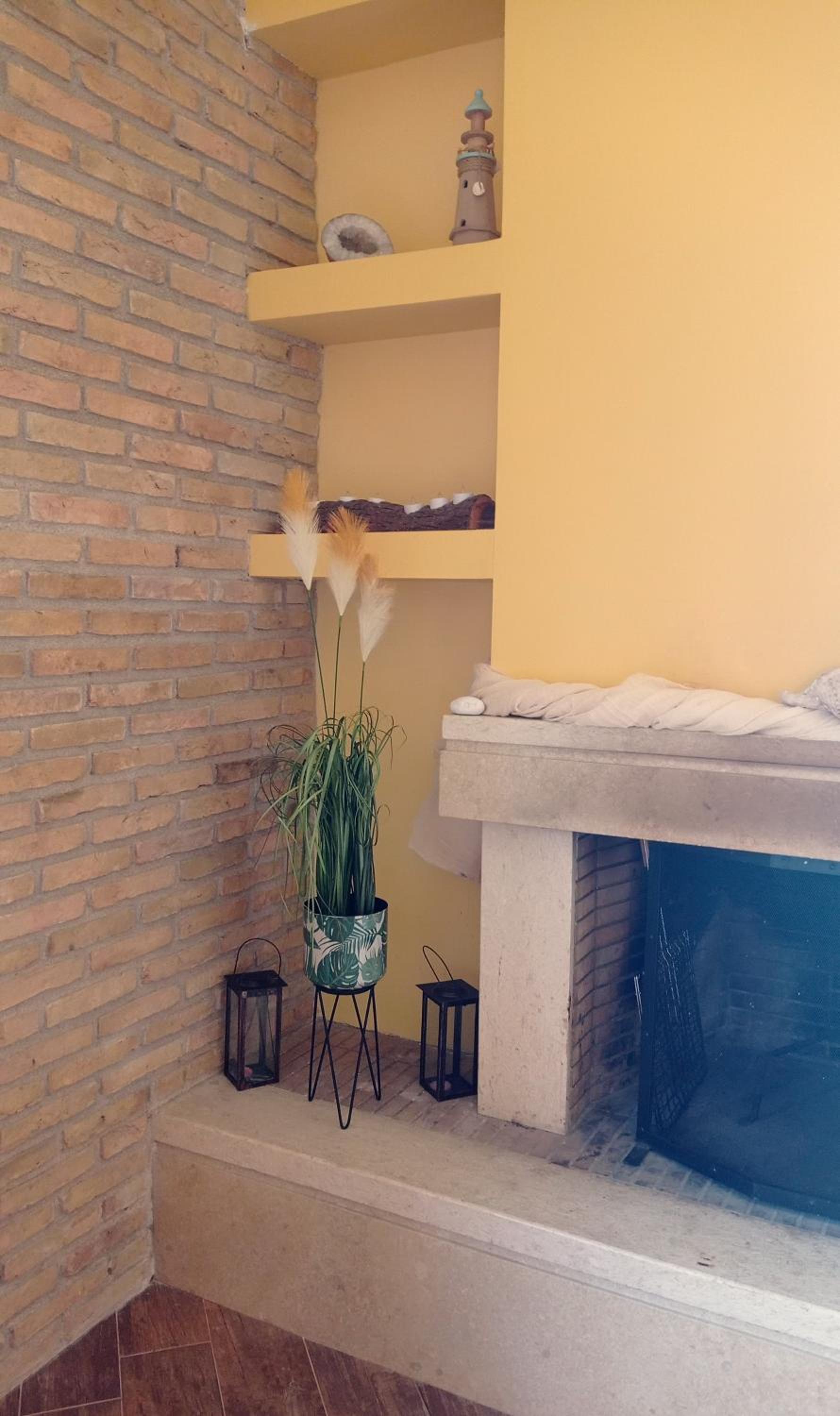 Tritsili house
