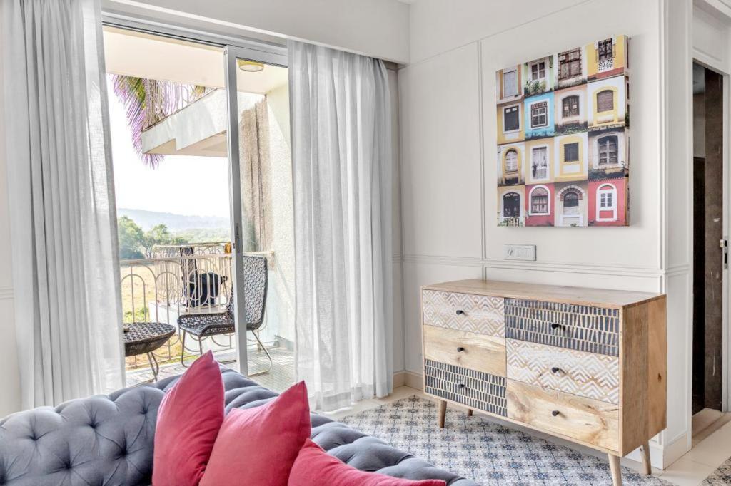 Cornwell Apartment
