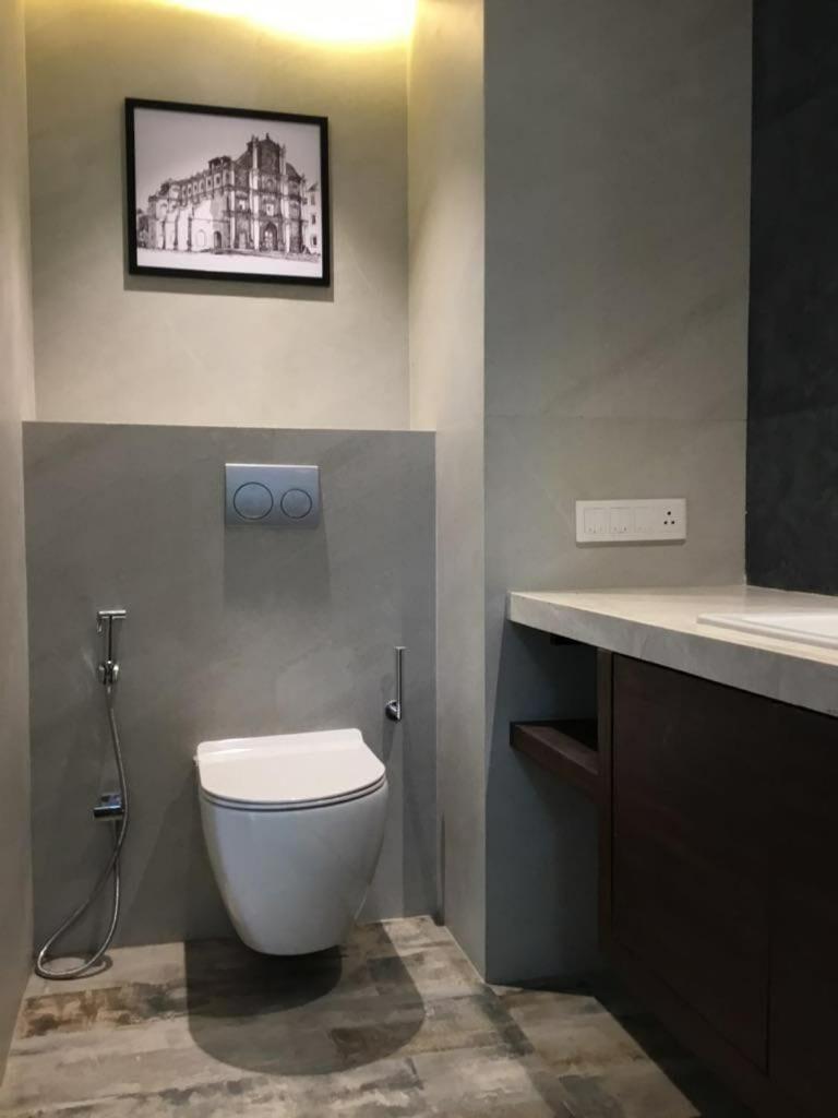 Cornwell Apartment