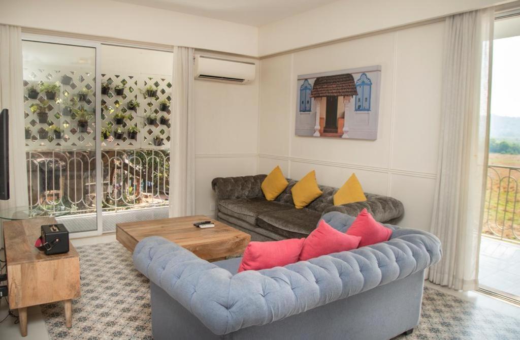 Cornwell Apartment