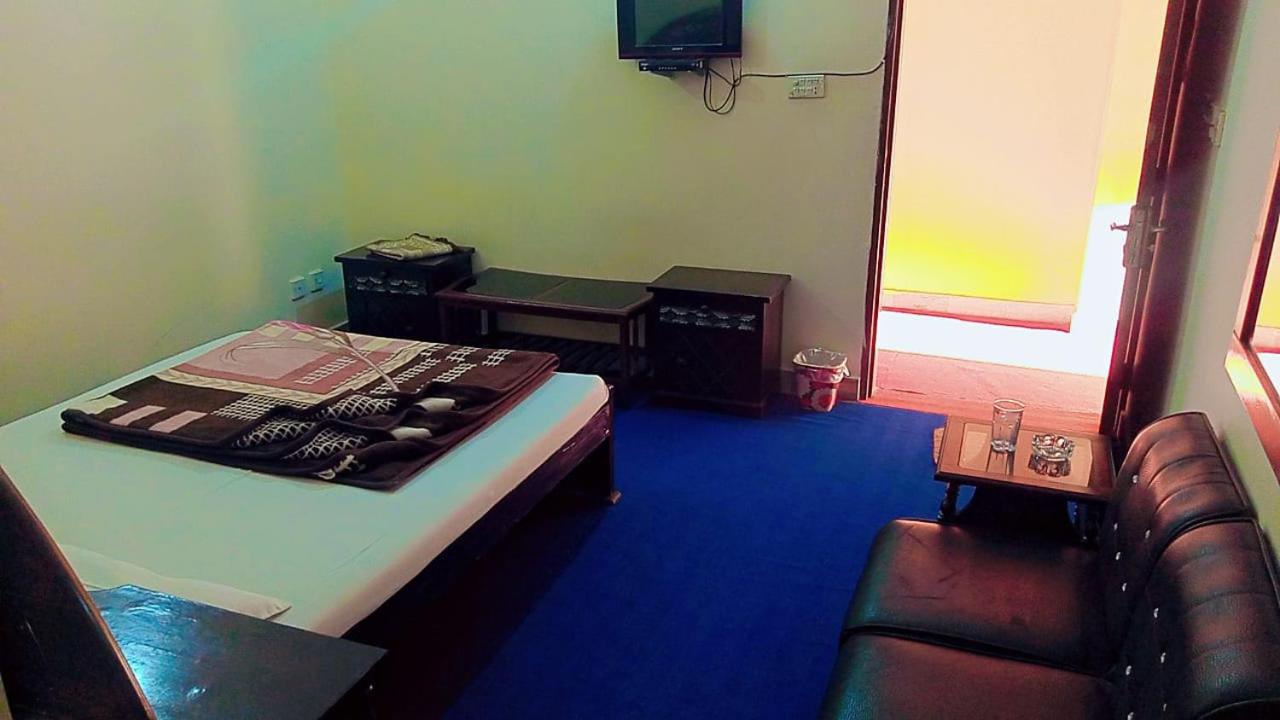 Photo 8