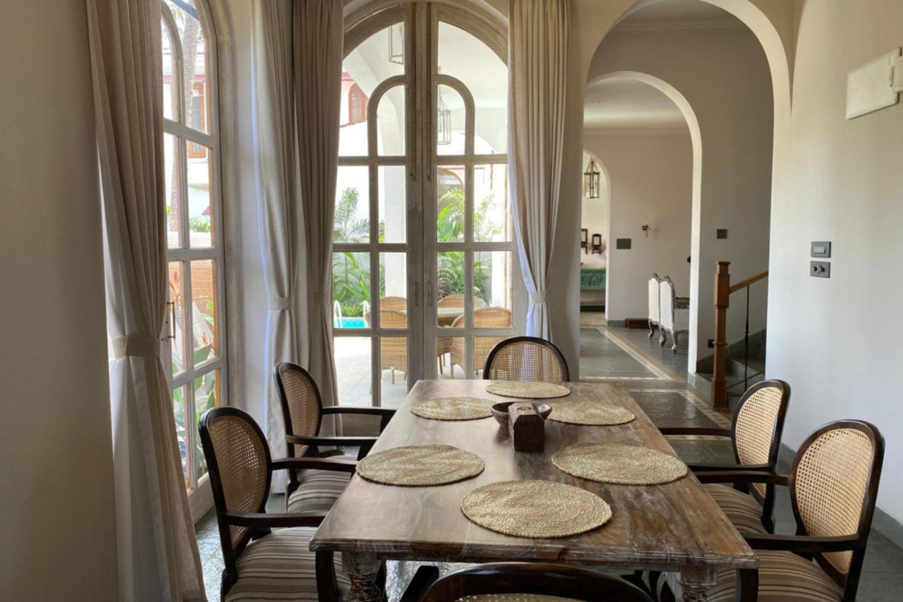 dining