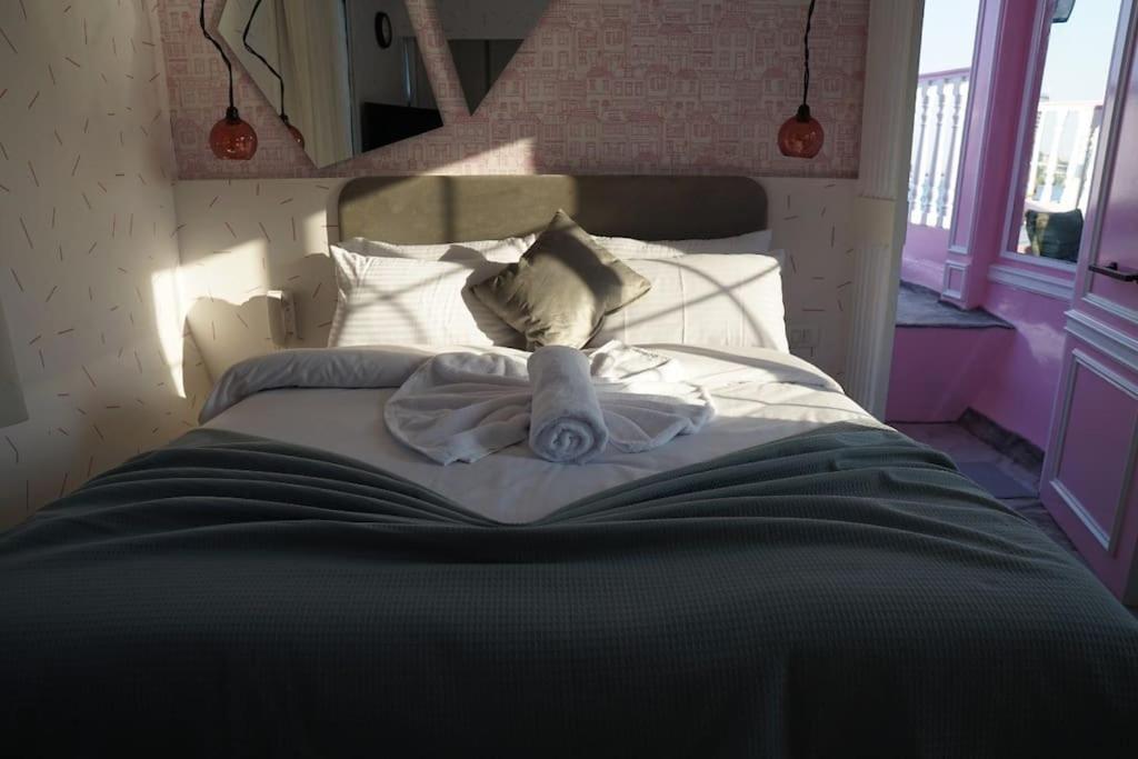 La Maison Rosee Bateau