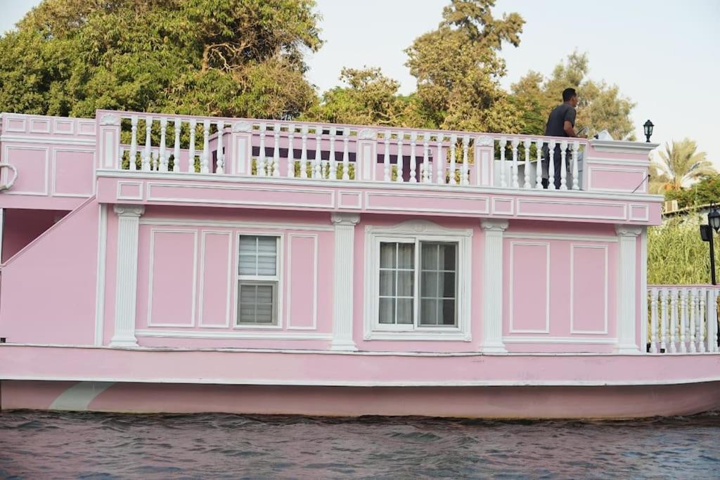La Maison Rosee Bateau