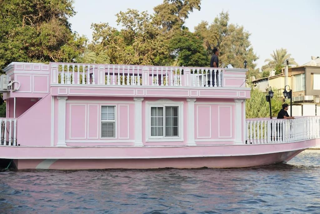 La Maison Rosee Bateau