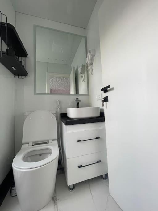 La Maison Rosee Bateau