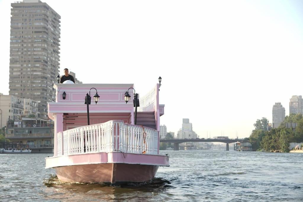 La Maison Rosee Bateau