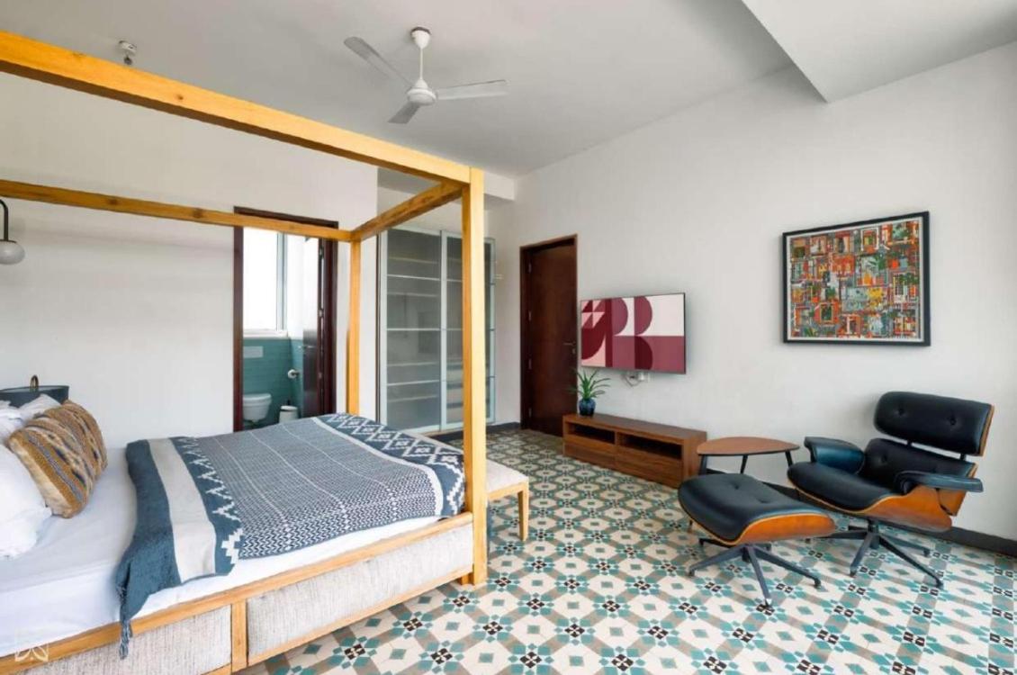 hotel room