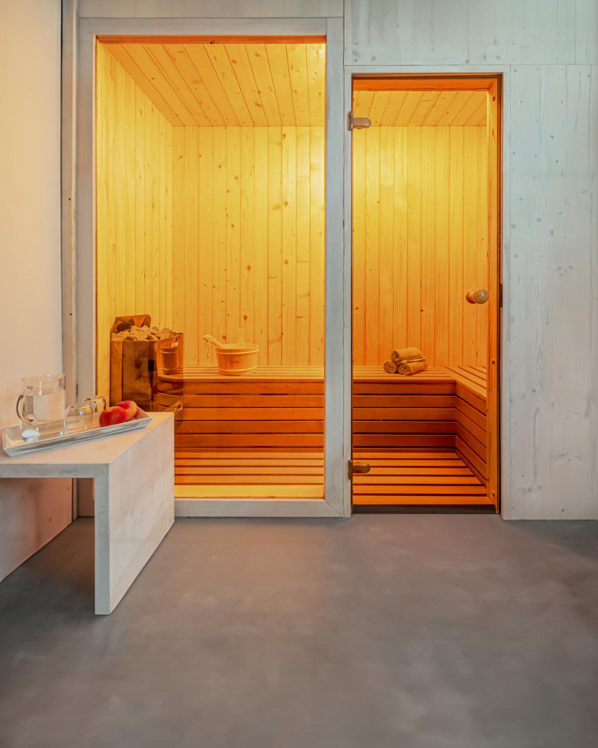 Cottage Retreat with Hot Tub & Sauna view 2