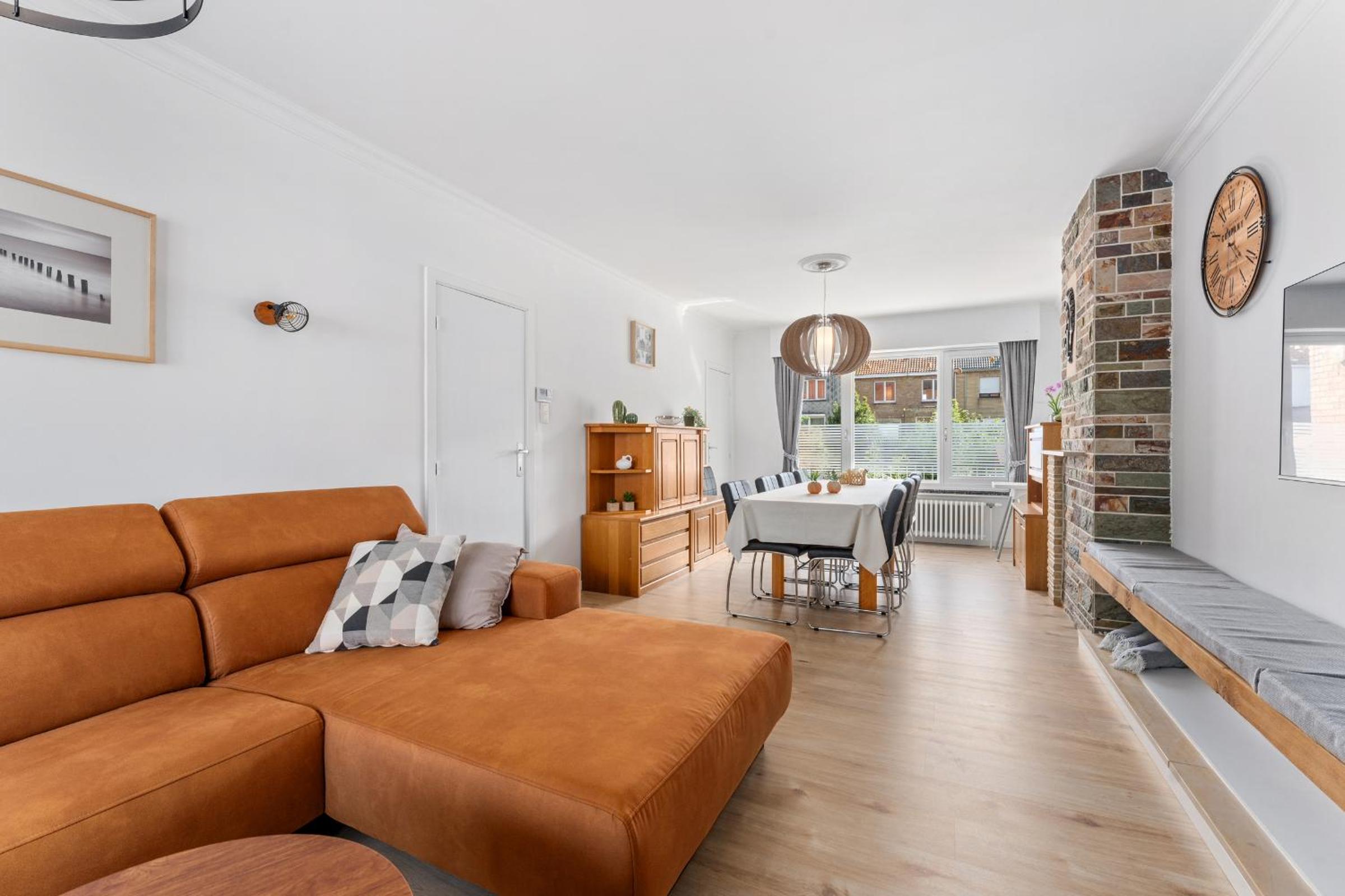 Ruime woning aan zee met zonnige tuin en terras - 9p