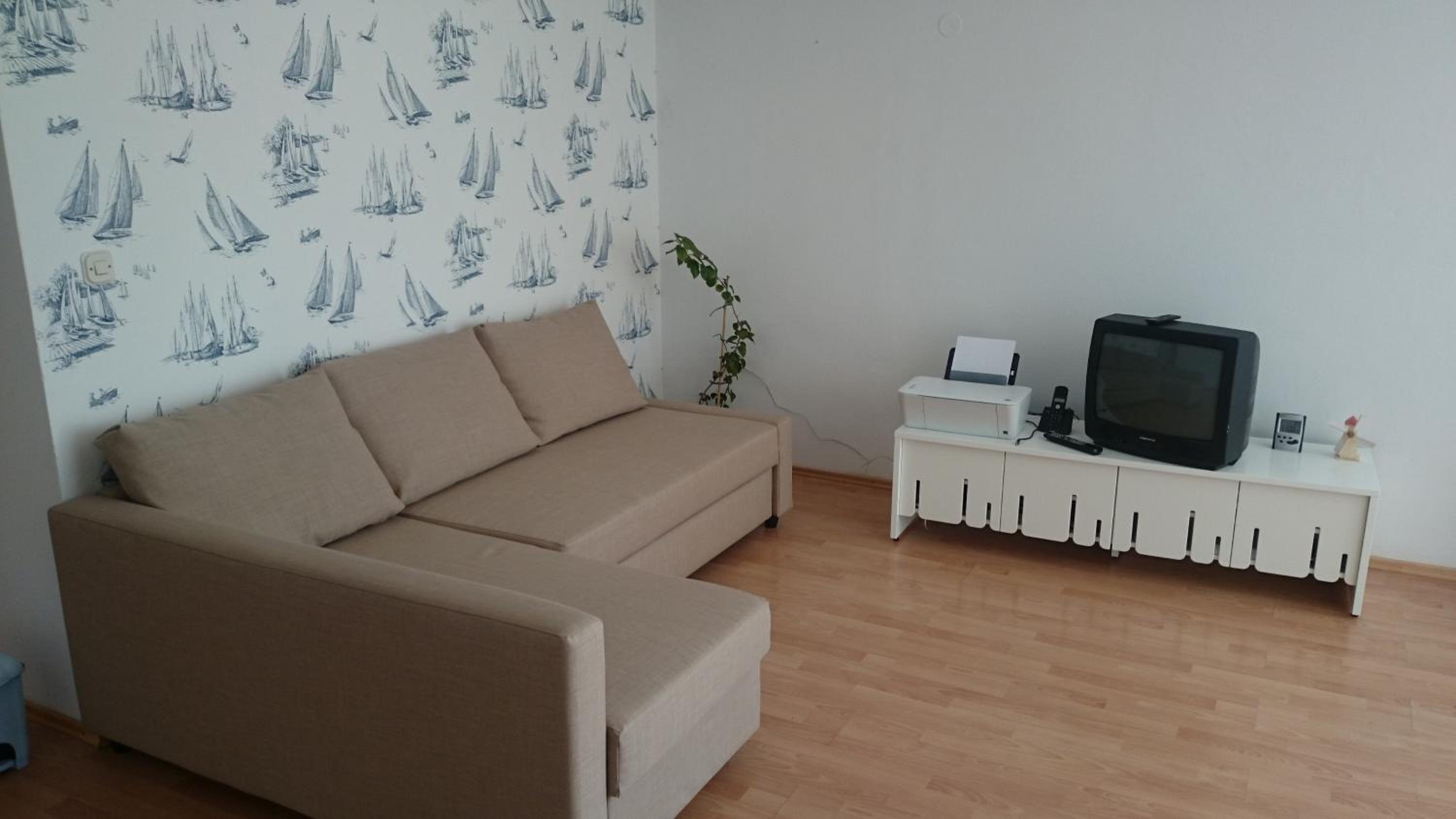 Yvonne Apartments