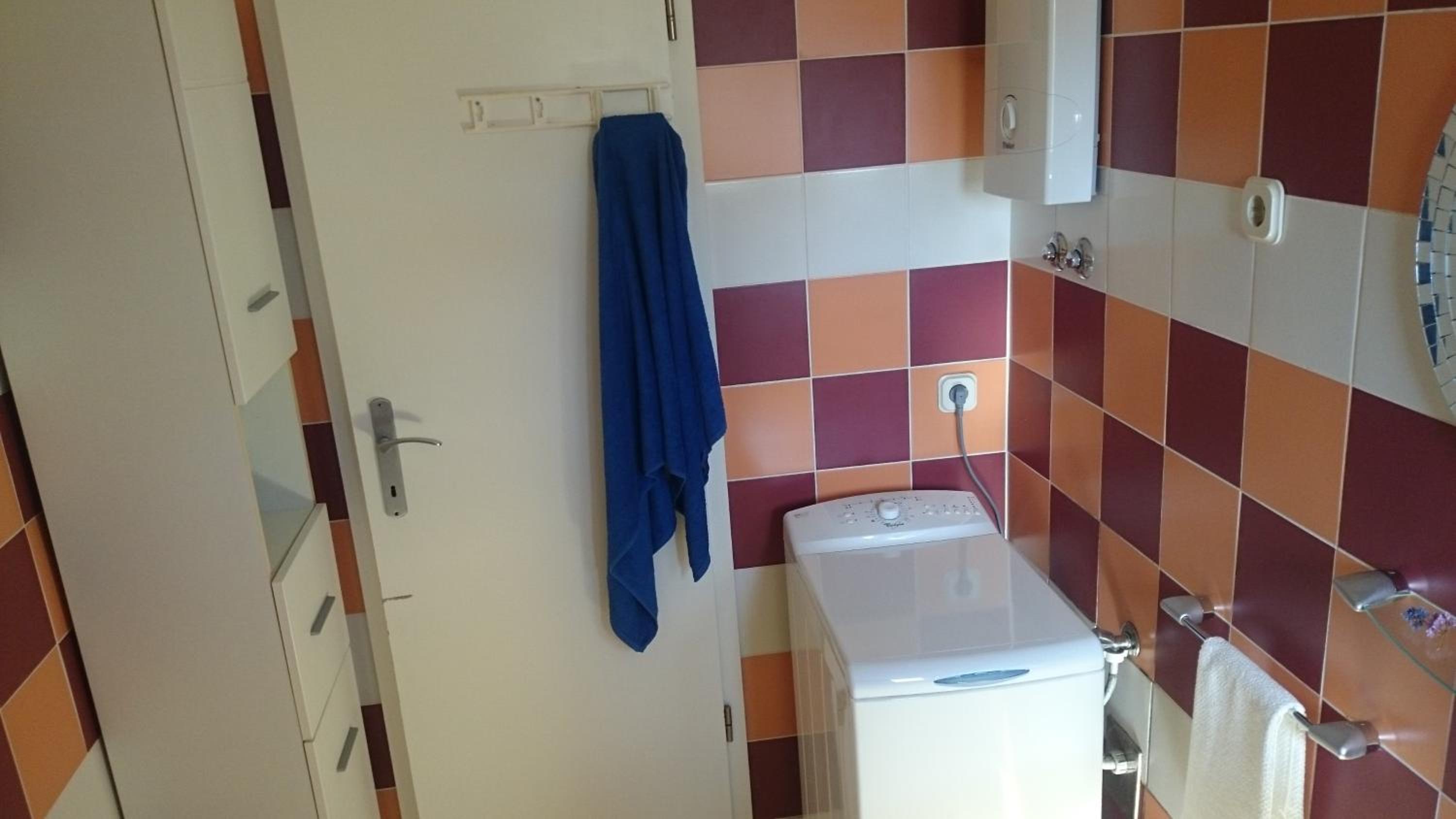 Yvonne Apartments