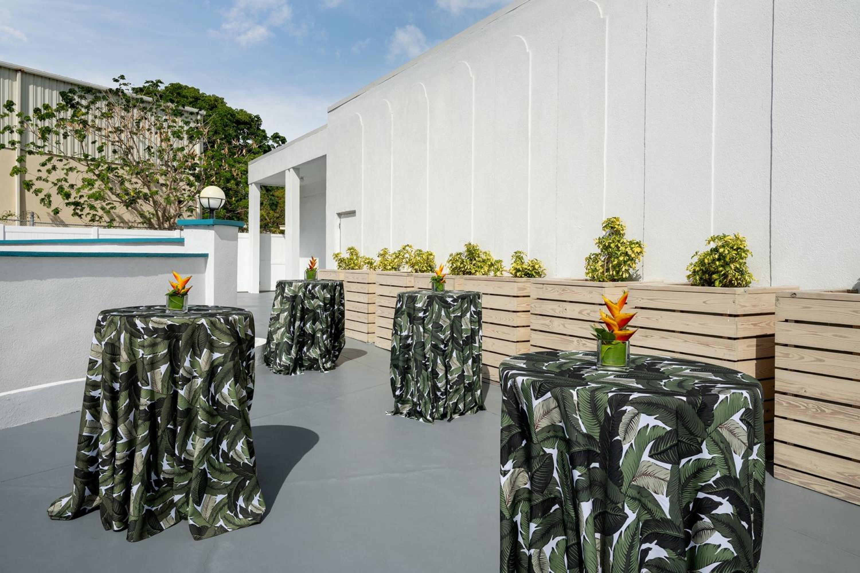 Nassau - Paradise Island Vacations - Courtyard by Marriott Nassau Downtown/Junkanoo Beach - Property Image 53