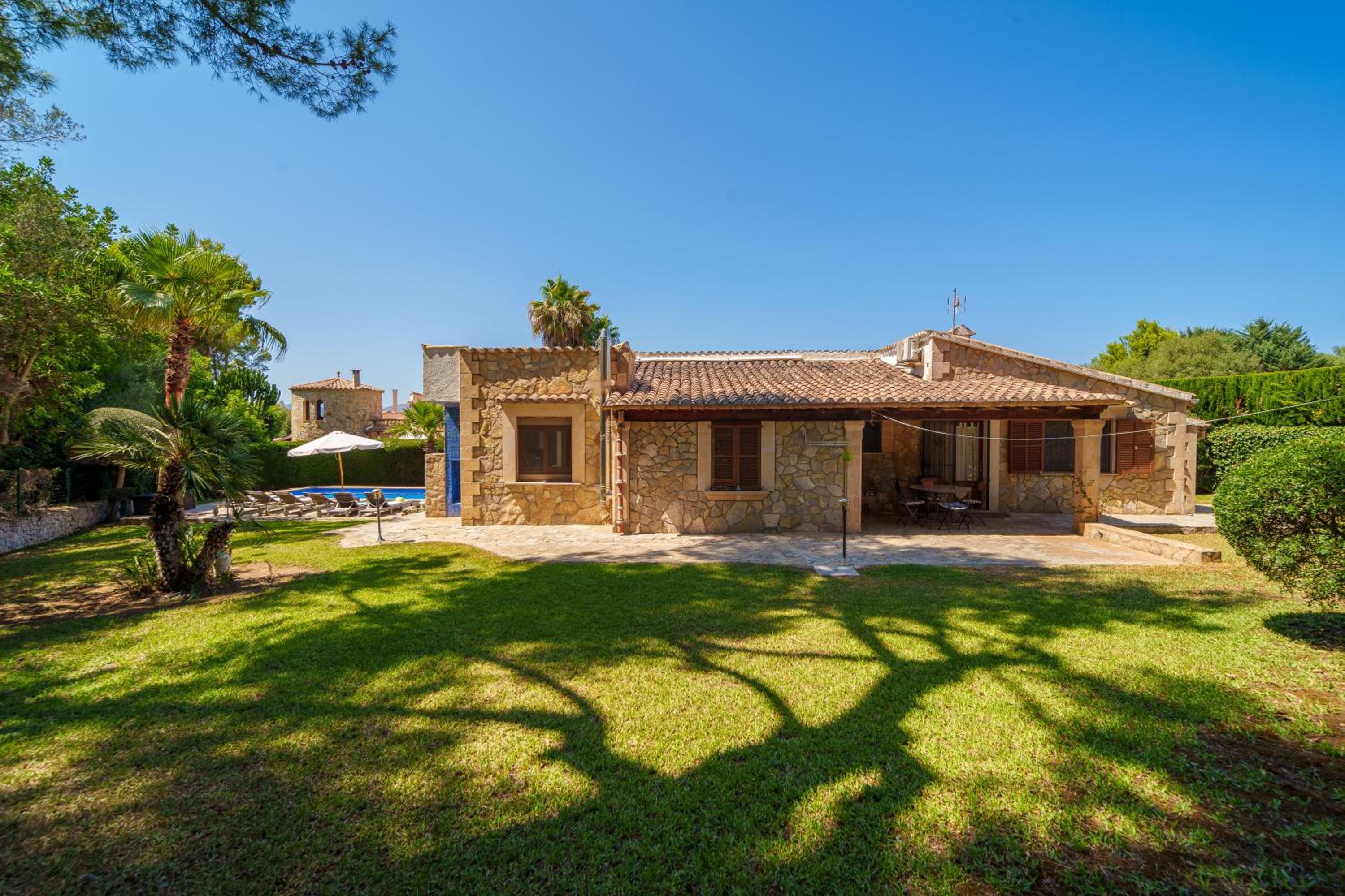 E418 Villa Victoria by Mallorca Villa Selection
